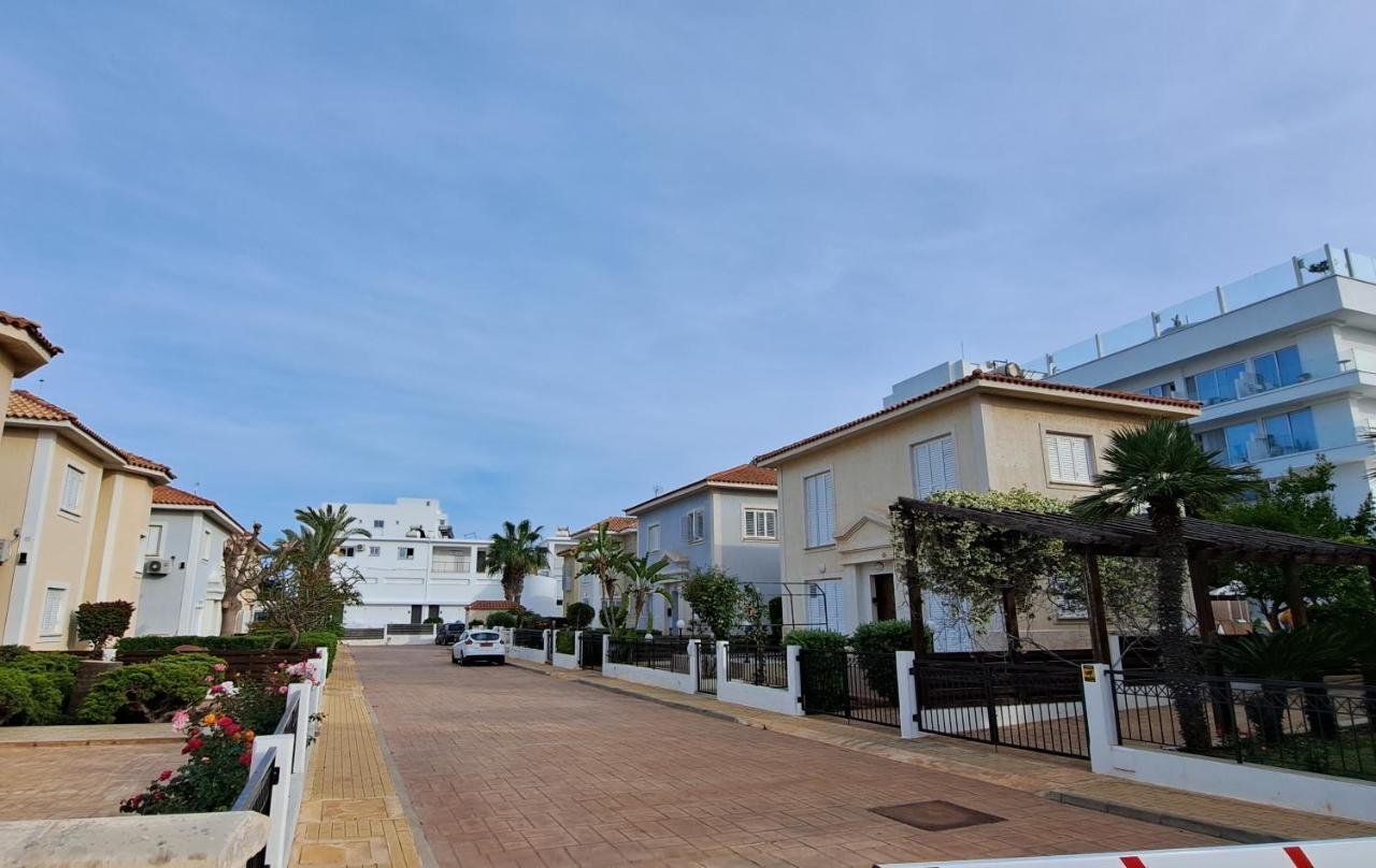 Villa Marina By Fig Tree Bay Protaras Extérieur photo